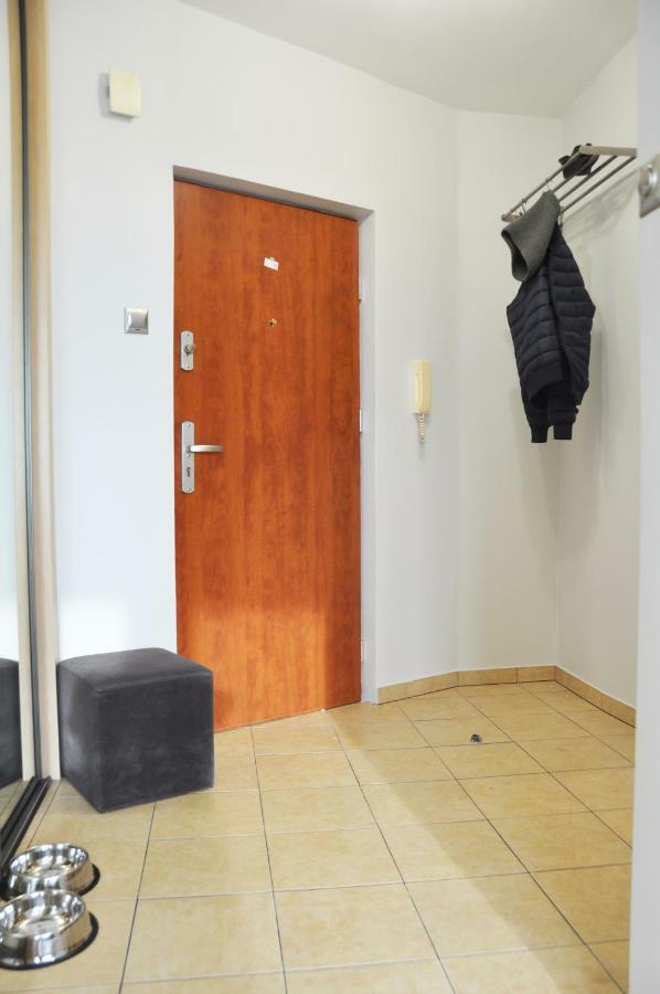 Os. 2 Pulku 26 - Studio By Homeprime Krakau Exterior foto